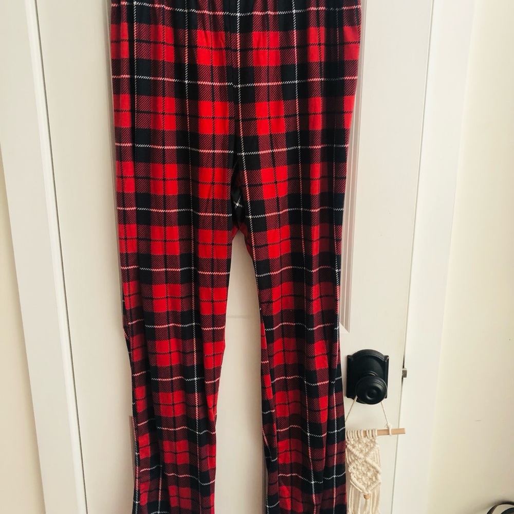 Primark Red and Black Plaid men’s pajama pants